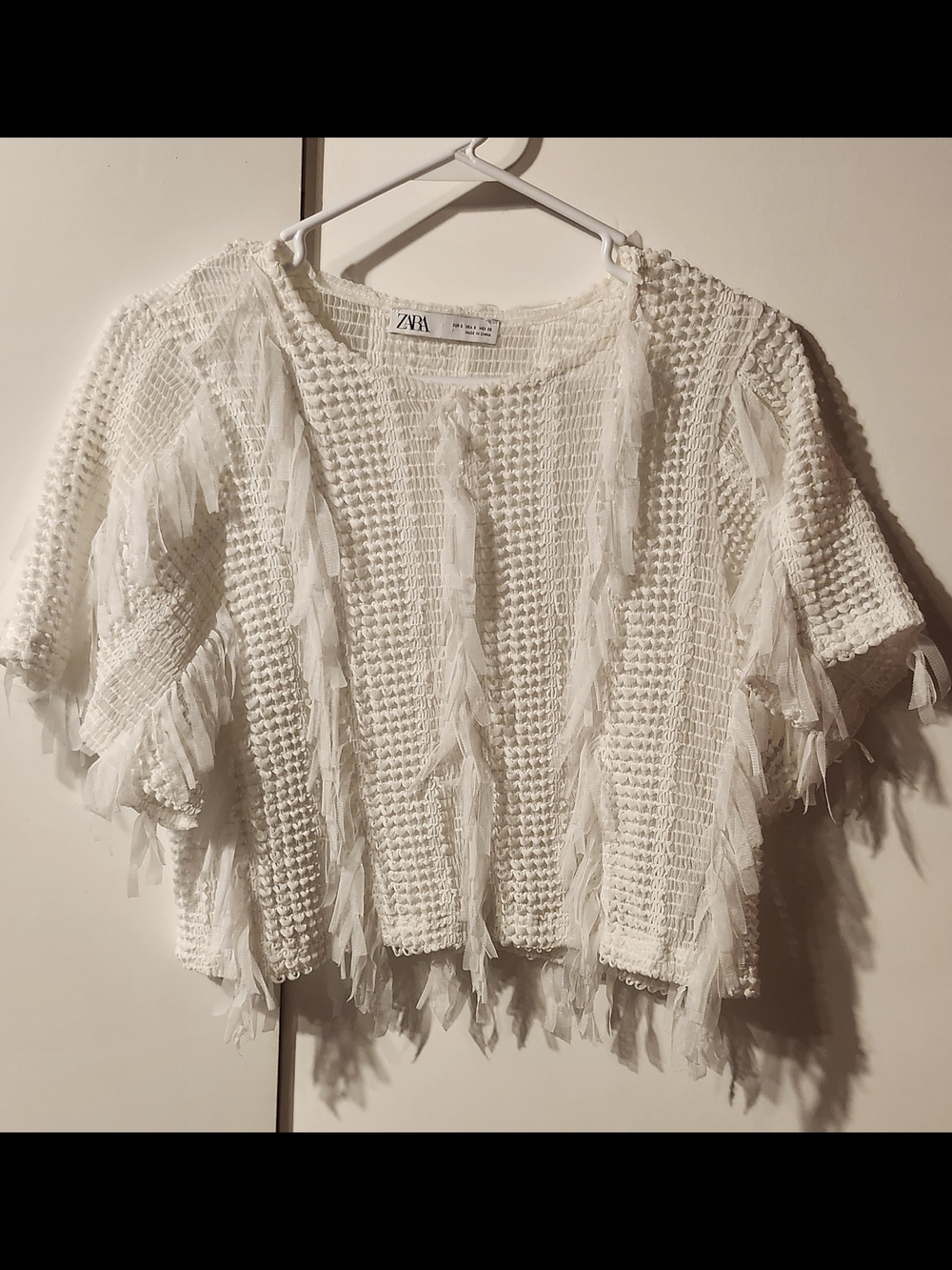 ZARA White Textured Fringe Knit Crop Top